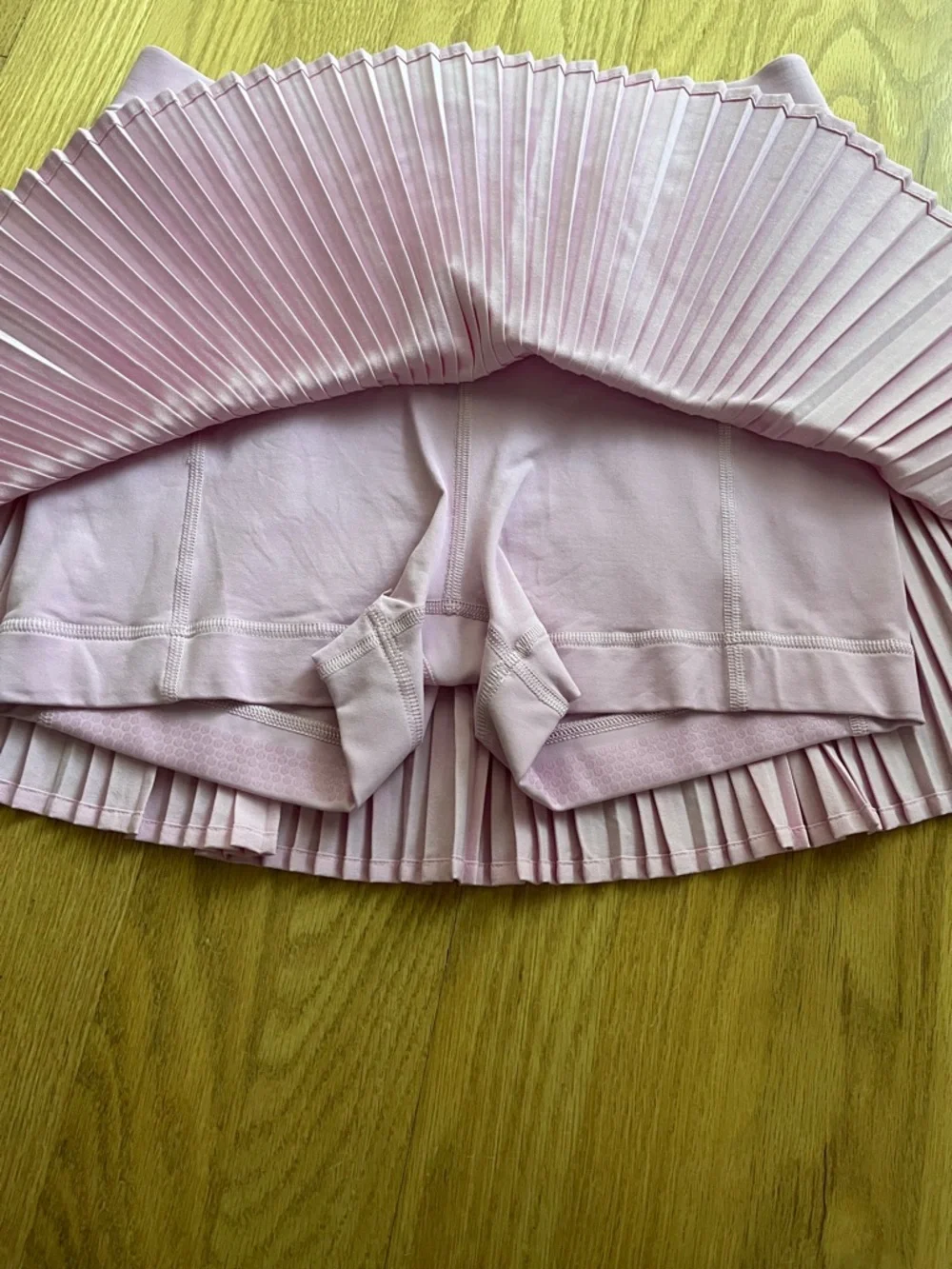 lululemon athletica Light Pink Pleated Skater Skirt - Picture 2 of 10